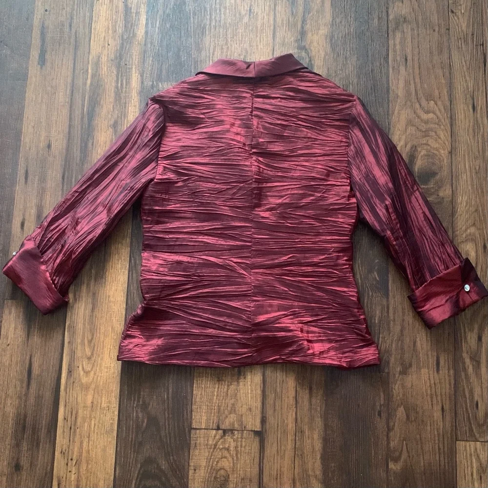 Kathy Roberts Women’s Dressy Shirred Blouse, Size S, bright red color, Button